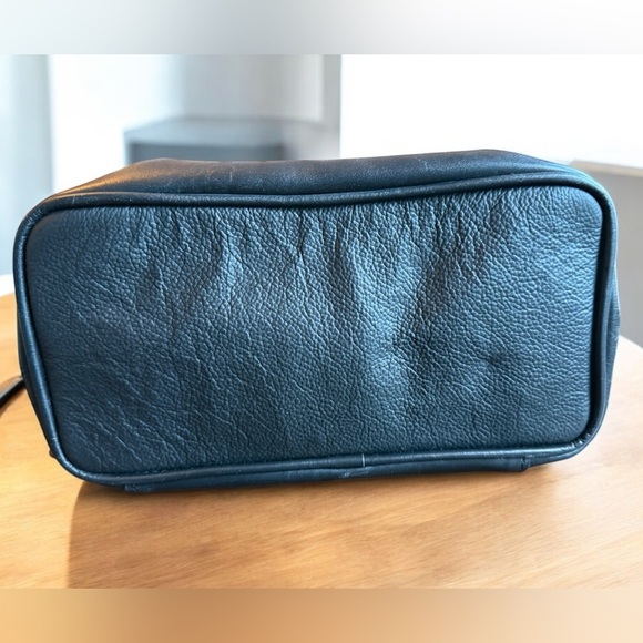 Pottery Barn Black Leather Travel Toiletry NWT - Picture 7 of 11